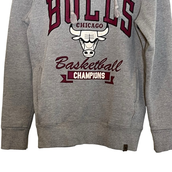 NBA Womens Chicago Bulls Mock Neck Hooded Pullover Sweatshirt Size M Pocket - Picture 8 of 11